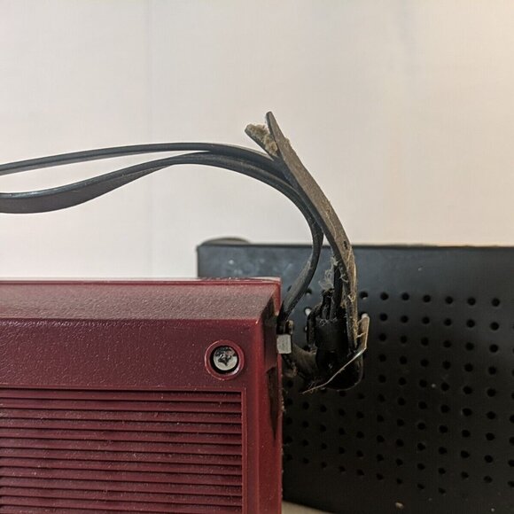 Sony 6R-11 9 Transistor Super Sensitive Radio Vintage Red TESTED WORKING Case - Picture 8 of 16